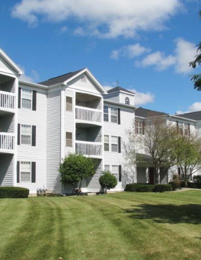 fairfax-apartments-for-rent-in-west-lansing-delta-township-mi-gallery-1